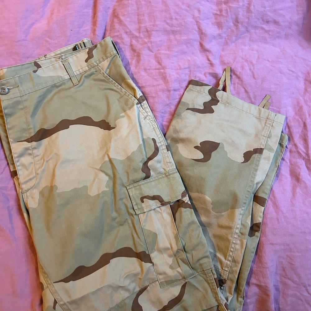 Vintage Tri Color Desert Camo Cargo Pants Baggy Mid Rise Adjustable Ankles